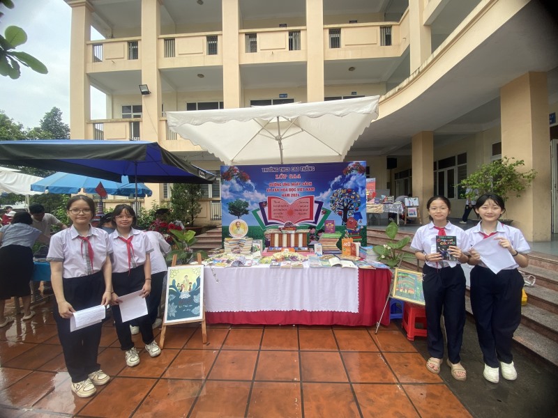 Trường THCS tổ chức các hoạt động hưởng ứng “Ngày sách và Văn hóa đọc Việt Nam năm 2024”