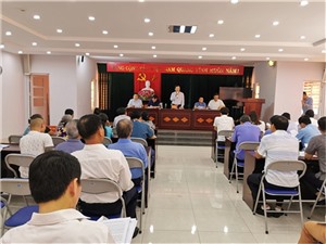 Đồng chí Cao Tường Huy, Phó Chủ tịch UBND Tỉnh đối thoại với 13 hộ dân ảnh hưởng bởi Dự án Hạ tầng kỹ thuật khu công trình công cộng, dịch vụ thương mại, dân cư phía Đông Nhà máy cơ khí Hòn Gai (cũ)