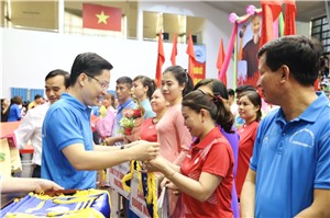 Khai mạc Ngày hội văn hóa, thể thao CNVCLĐ Quảng Ninh lần thứ VIII