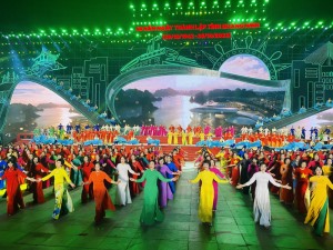 Chương trình Nghệ thuật chào mừng thành công Lễ Kỷ niệm 60 năm ngày thành lập tỉnh Quảng Ninh